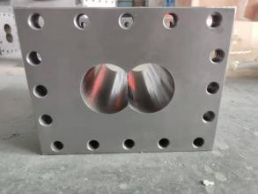 Vantaggi dell'estrusore a botte quadrata bivite Vantaggi dell'estrusore a botte quadrata bivite