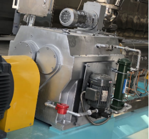 Vantaggi dell'estrusore a botte quadrata bivite Vantaggi dell'estrusore a botte quadrata bivite